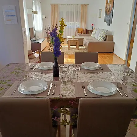 Apartment Tomas,,,Spacious House With Private Parking,Terrace,5G Internet,,,,, Zadar Zewnętrze zdjęcie