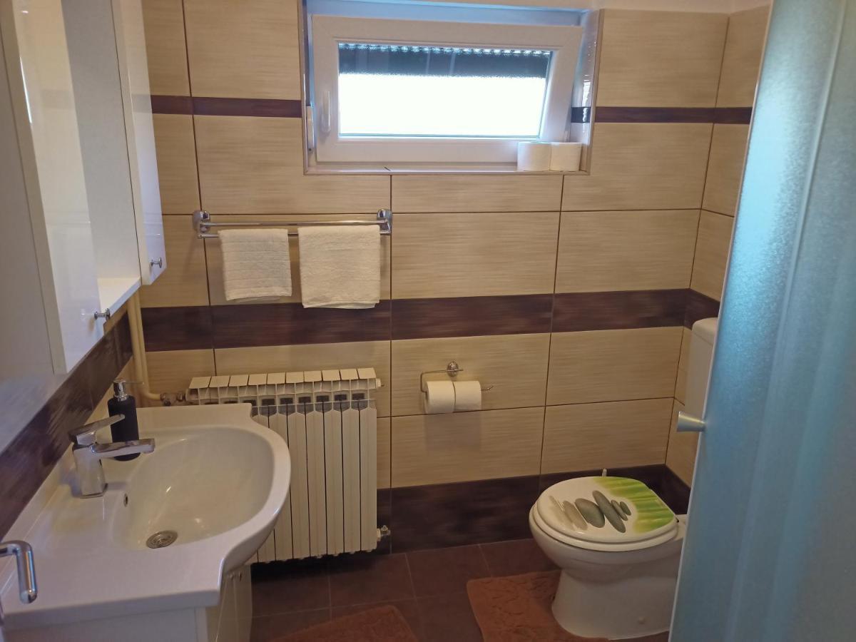 Apartment Tomas,,,spacious House With Private Parking,terrace,5g Internet,,,,, *