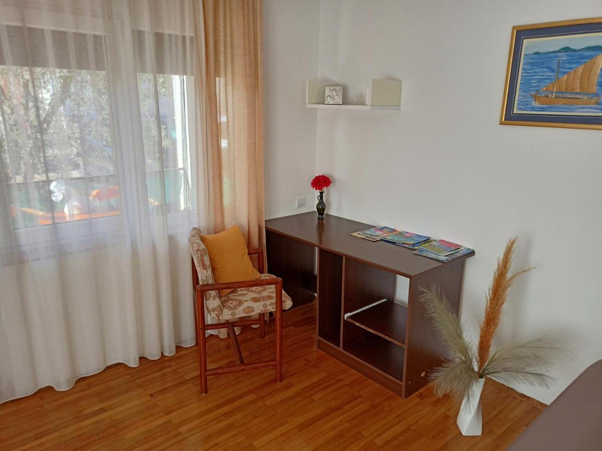 Tomas,,,spacious House With Private Parking,terrace,5g Internet,,,,, Apartment Zadar