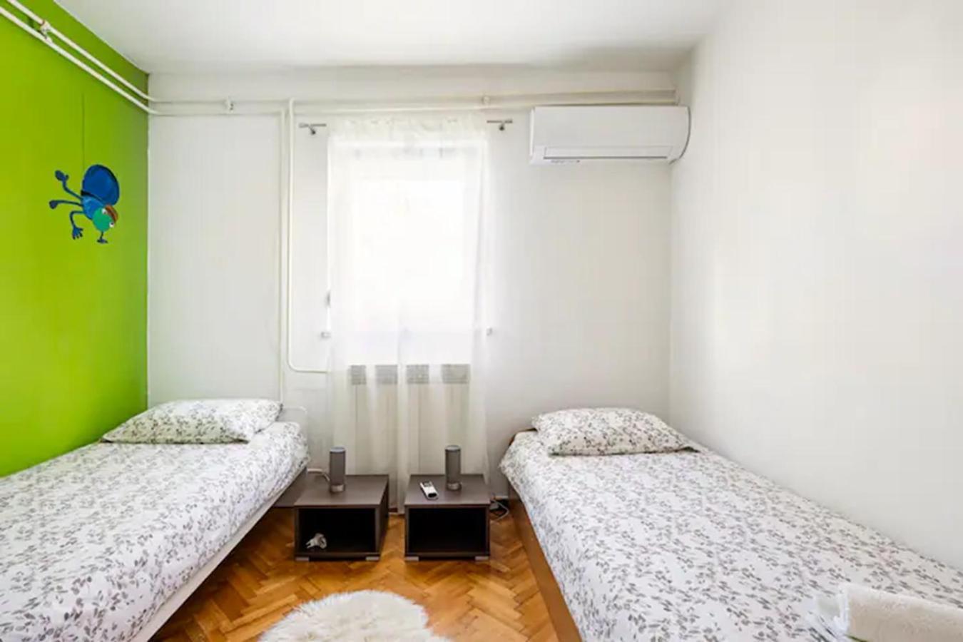 Apartment Tomas,,,spacious House With Private Parking,terrace,5g Internet,,,,,